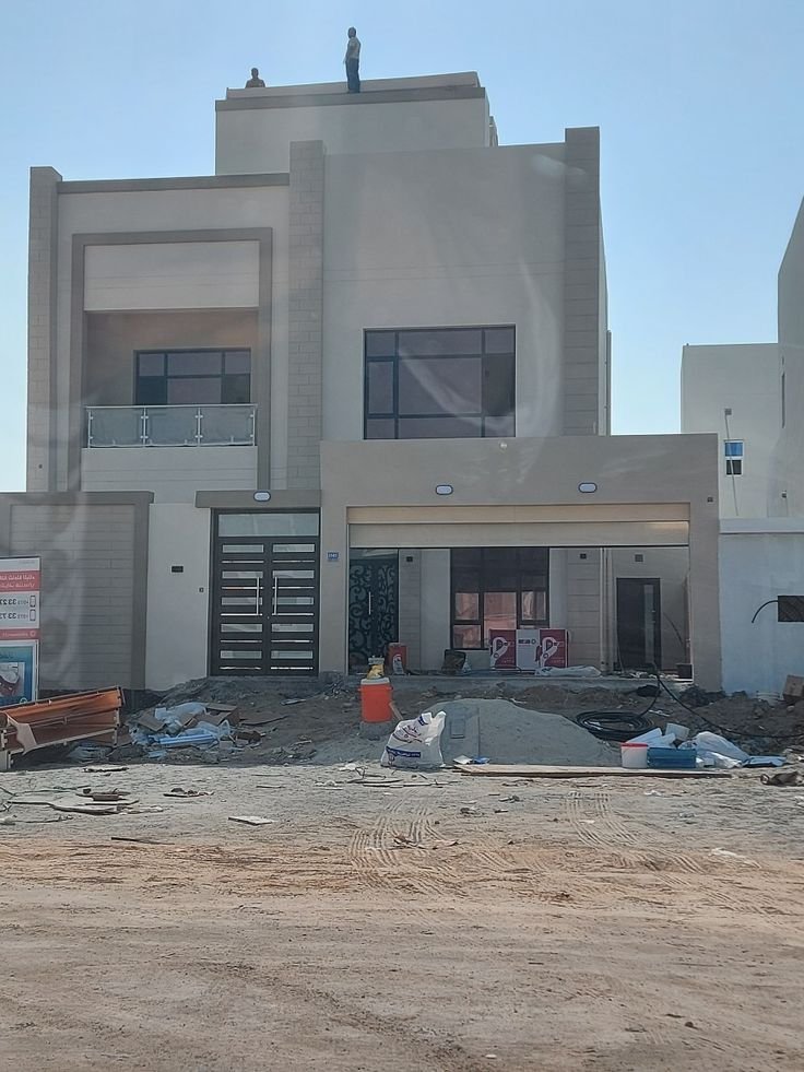 أعمال ترميم المباني والمنازل وإعادة تأهيلها